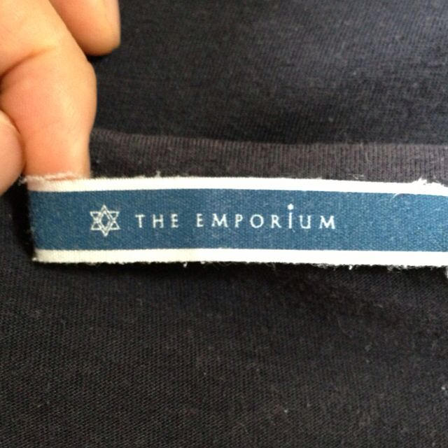 THE EMPORIUM(ジエンポリアム)のはこちゃん様専用ページ レディースのトップス(Tシャツ(半袖/袖なし))の商品写真