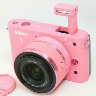 ニコン(Nikon)のミラーレス一眼入門☆思わず目を惹くかわいいピンク♪Nikon 1 J1(ミラーレス一眼)