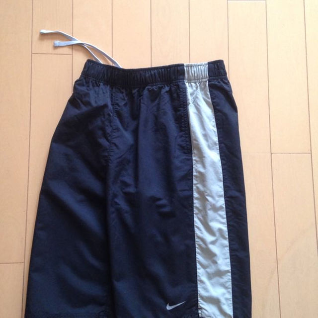 NIKE(ナイキ)のナイキnikeハーフパンツ140-150 キッズ/ベビー/マタニティのキッズ服男の子用(90cm~)(パンツ/スパッツ)の商品写真