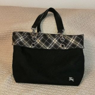 バーバリーブルーレーベル(BURBERRY BLUE LABEL)のBURBERRY　鞄　黒　チェック(トートバッグ)