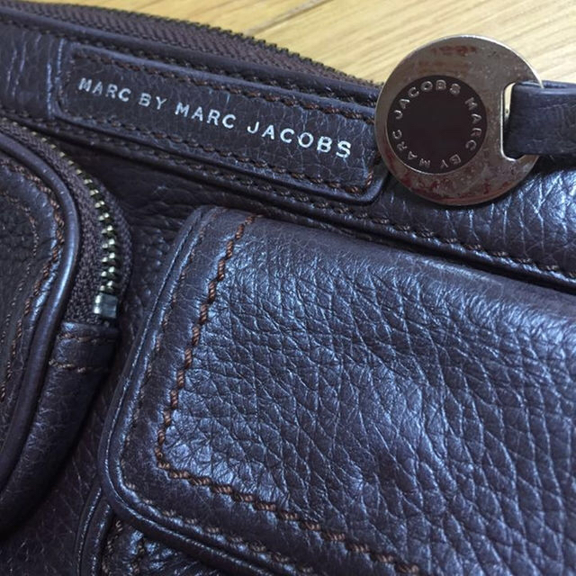 MARC BY MARC JACOBS(マークバイマークジェイコブス)のfunkymk様専用   マーク バイ マーク ジェイコブス 茶色 長財布 レディースのファッション小物(財布)の商品写真