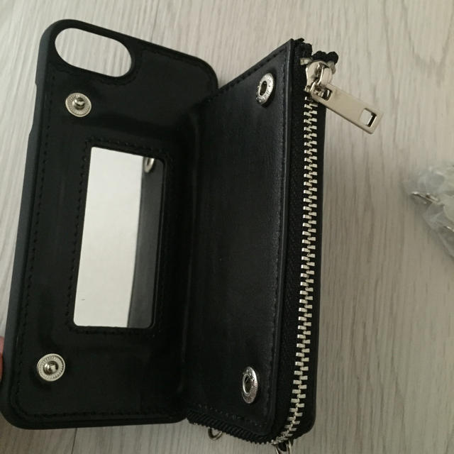 MURUA(ムルーア)のMURUA ミラー コインケース付き iPhone6 6S 7case スマホ/家電/カメラのスマホアクセサリー(iPhoneケース)の商品写真