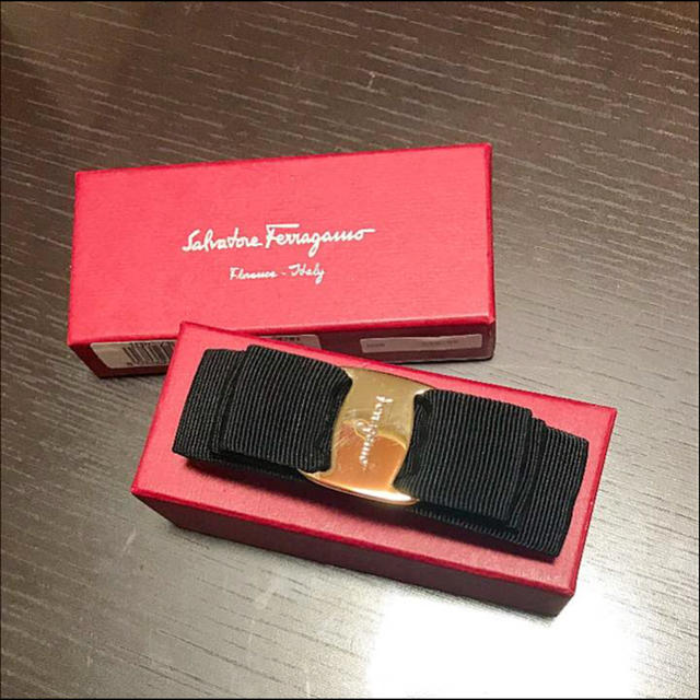 Ferragamo - サルバトーレフェラガモ バレッタ 黒リボン 新品の通販 by ...