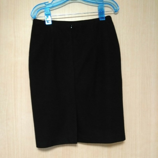 お値下げ暖かい生地のタイトスカート　黒　M レディースのスカート(ひざ丈スカート)の商品写真