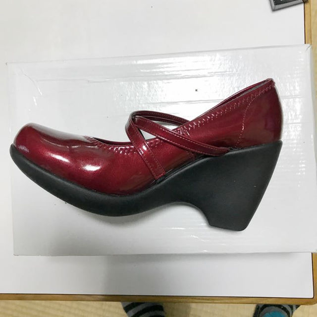 Re:getA(リゲッタ)のRe:getA9センチヒールエナメルパンプスお値下げしました。 レディースの靴/シューズ(ハイヒール/パンプス)の商品写真