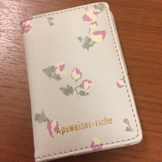 アプワイザーリッシェ(Apuweiser-riche)のもりりん様専用❤️アプワイザーリッシェの定期入れ❤️(名刺入れ/定期入れ)