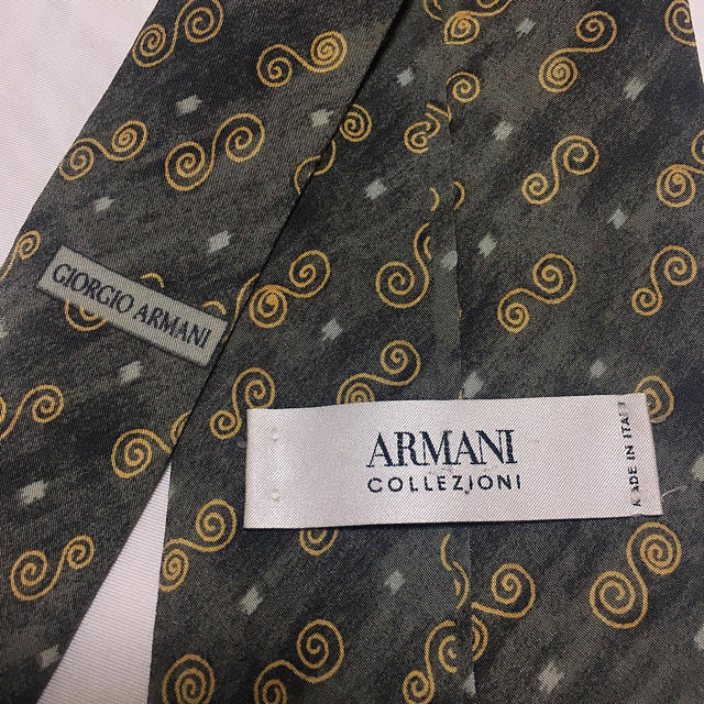 ARMANI COLLEZIONI(アルマーニ コレツィオーニ)のGIORGIO ARMANI ネクタイ グレー  COLLEZIONI メンズのファッション小物(ネクタイ)の商品写真