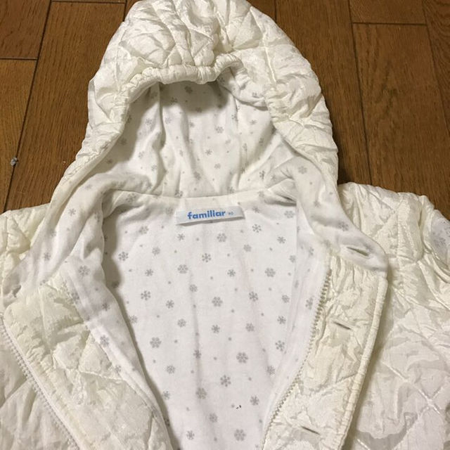 familiar(ファミリア)のfamiliar90cmコート キッズ/ベビー/マタニティのキッズ服女の子用(90cm~)(コート)の商品写真