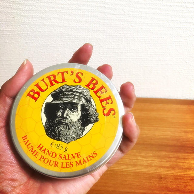 BURT'S BEES(バーツビーズ)のバーツビーズ ハンドクリーム 85g(大) コスメ/美容のボディケア(ハンドクリーム)の商品写真