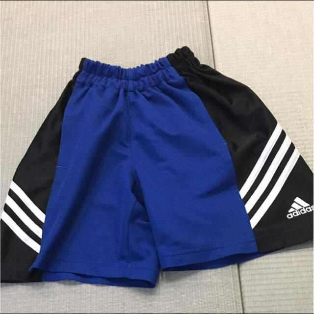 adidas(アディダス)のかおrin様専用      アディダス ハーフパンツ 130  ② キッズ/ベビー/マタニティのキッズ服男の子用(90cm~)(パンツ/スパッツ)の商品写真