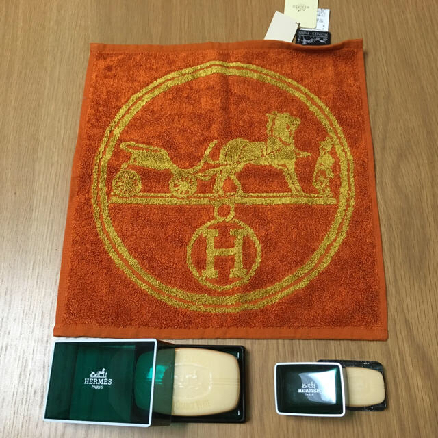 Hermes(エルメス)のエルメス／タオルハンカチとソープのセット レディースのファッション小物(ハンカチ)の商品写真