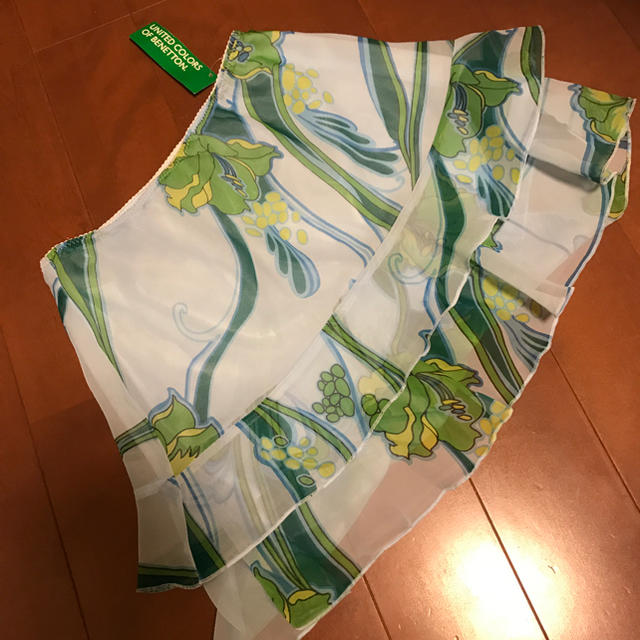 BENETTON(ベネトン)の未使用ベネトン  花柄スカート4枚セット レディースのスカート(ひざ丈スカート)の商品写真