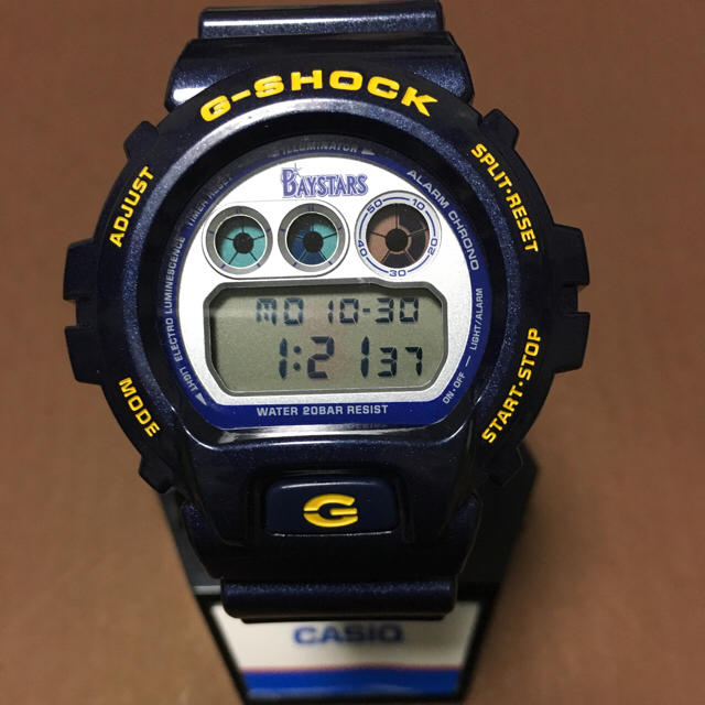 G-SHOCK(ジーショック)の横浜DeNAベイスターズ G-SHOCK1000個 限定 スポーツ/アウトドアの野球(記念品/関連グッズ)の商品写真