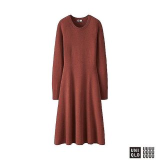 ユニクロ(UNIQLO)のUNIQLO U カシミヤブレンドフレアニットワンピース(ひざ丈ワンピース)