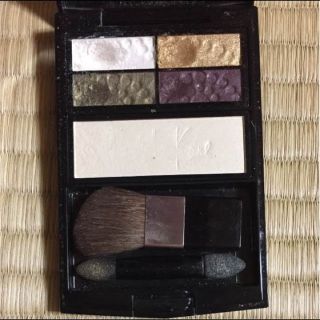 マキアージュ(MAQuillAGE)のマキアージュ アイシャドウ 限定(アイシャドウ)