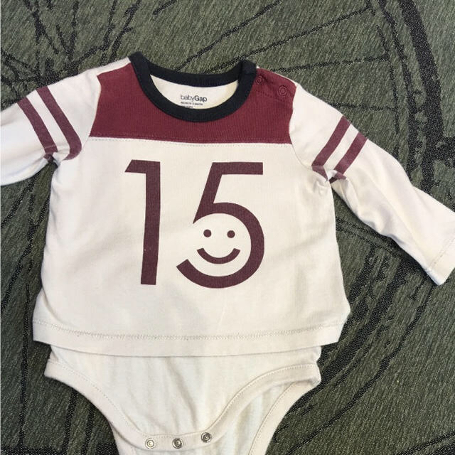 babyGAP(ベビーギャップ)のgap☆ベビーロンパース キッズ/ベビー/マタニティのベビー服(~85cm)(ロンパース)の商品写真