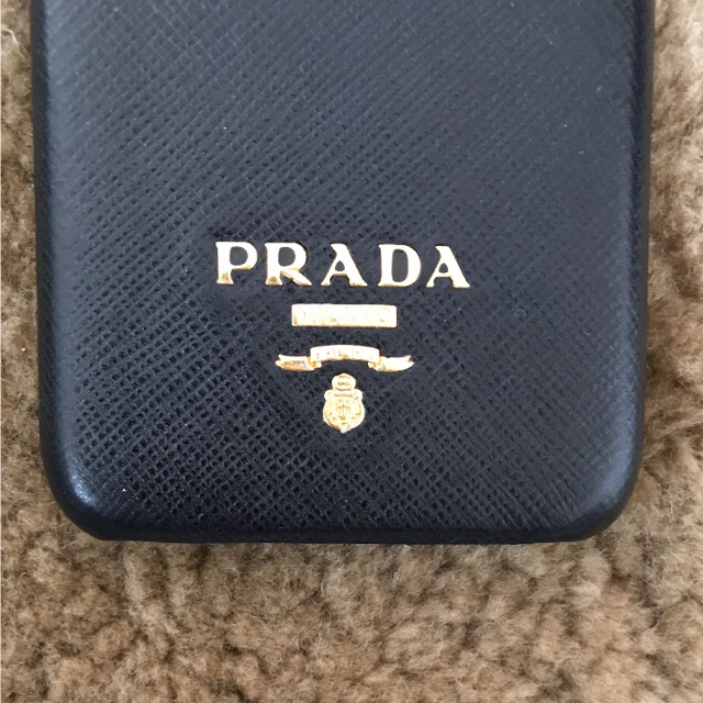 PRADA(プラダ)の定価3万弱 確実正規品 プラダ PRADA iPhone7ケース サフィアーノ スマホ/家電/カメラのスマホアクセサリー(iPhoneケース)の商品写真