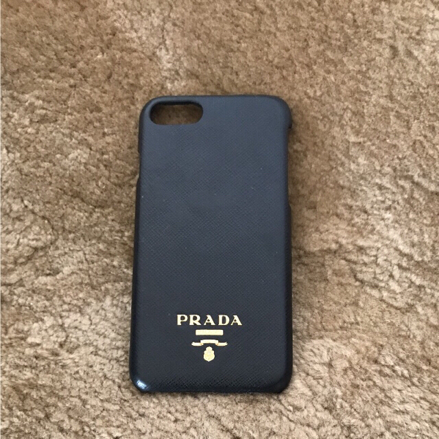 PRADA(プラダ)の定価3万弱 確実正規品 プラダ PRADA iPhone7ケース サフィアーノ スマホ/家電/カメラのスマホアクセサリー(iPhoneケース)の商品写真