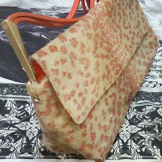 ボッテガ(Bottega Veneta) ショルダーバッグ(レディース)(レオパード