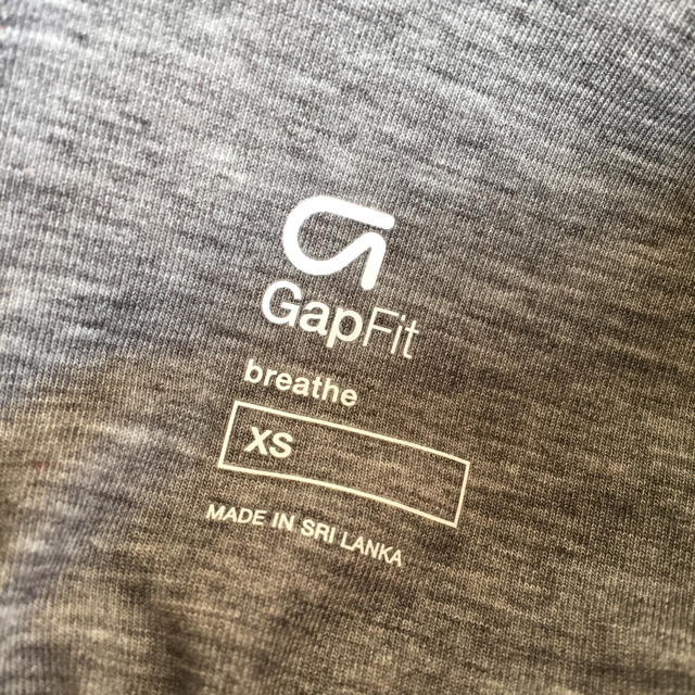 GAP(ギャップ)のGAP fit ヨガウェア レディース ほぼ新品 ブラトップ カップ入り スポーツ/アウトドアのトレーニング/エクササイズ(ヨガ)の商品写真