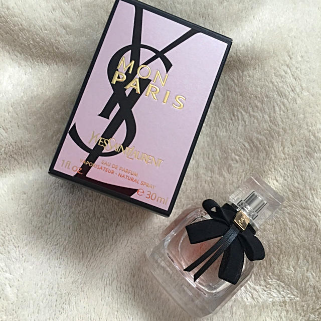 Yves Saint Laurent Beaute(イヴサンローランボーテ)のYSLモンパリ❤︎オーデパルファム コスメ/美容の香水(香水(女性用))の商品写真