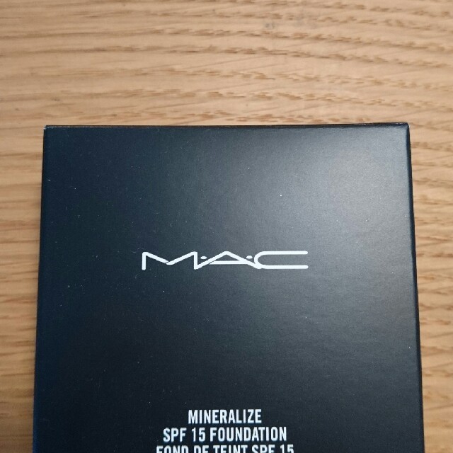 MAC(マック)のにこ様専用 MAC ミネラライズファンデーション 新品未使用 コスメ/美容のベースメイク/化粧品(ファンデーション)の商品写真