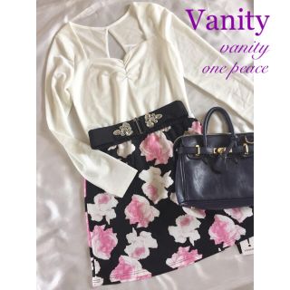 イング(INGNI)の◆新品♪◆Vanity◆ ベルト付き♪美ラインドッキングワンピース◆M(ミニワンピース)