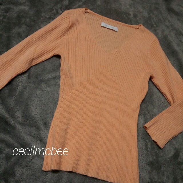 CECIL McBEE(セシルマクビー)のcecilmcbeeニットトップス レディースのトップス(カットソー(長袖/七分))の商品写真