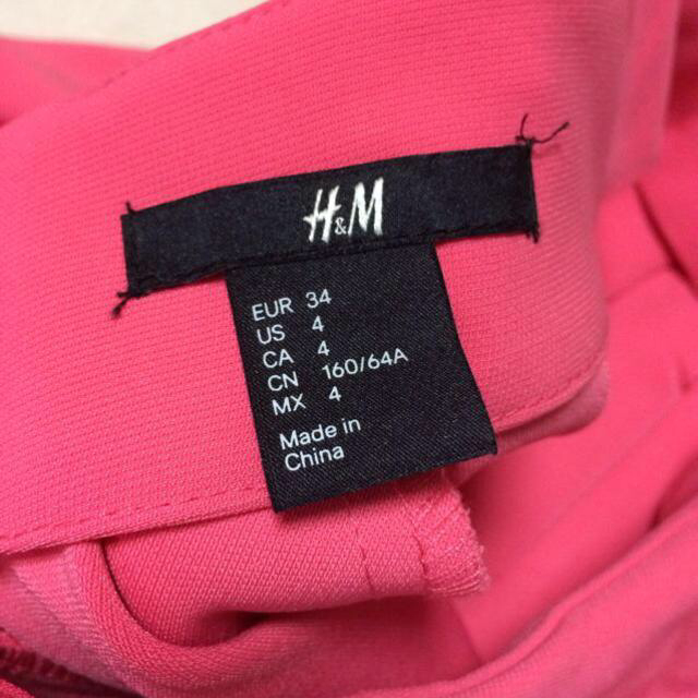 H&M(エイチアンドエム)のミランダカー着用プリーツスカート レディースのスカート(ミニスカート)の商品写真