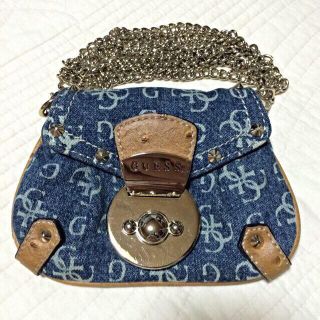 ゲス(GUESS)のGUESS☆ミニショルダー 美品(ショルダーバッグ)