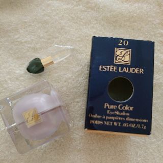 エスティローダー(Estee Lauder)のエスティローダー アイシャドウ 未使用 パープル(アイシャドウ)