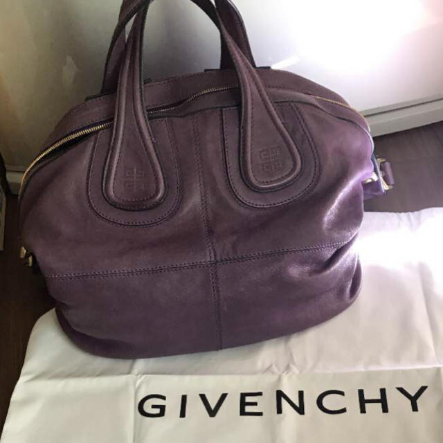 GIVENCHY(ジバンシィ)のGIVENCHYジバンシー ナイチンゲール 紫 レディースのバッグ(ハンドバッグ)の商品写真