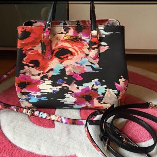 ケイトスペードニューヨーク(kate spade new york)のケイトスペード♡新品♡フラワープリント2wayBAG♡(ハンドバッグ)