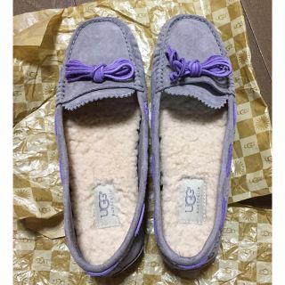 アグ(UGG)のUGG モカシン ファーシューズ(スリッポン/モカシン)