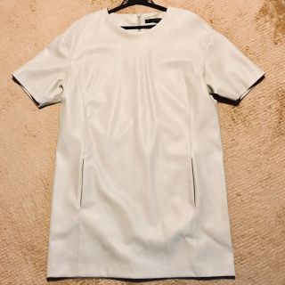 ザラ(ZARA)のZARA  フェイクレザーボックスワンピース(ひざ丈ワンピース)