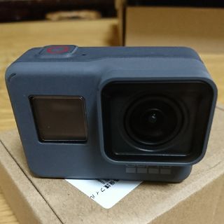 ゴープロ(GoPro)の★SKYLE★ 様専用 ゴープロhero5+純正バッテリー3つ+アクセサリー多数(コンパクトデジタルカメラ)