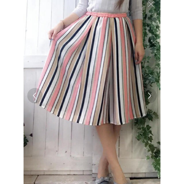 Noela(ノエラ)のフレアスカート レディースのスカート(ひざ丈スカート)の商品写真