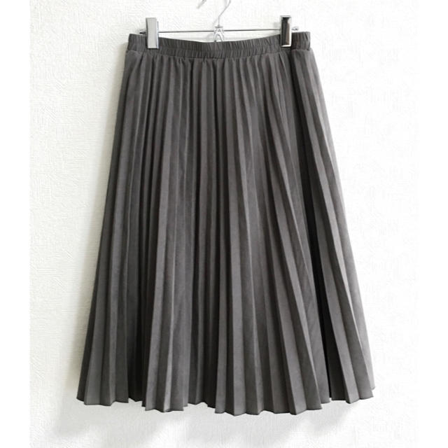 UNIQLO(ユニクロ)のc_yan  ☆様専用 新品未使用スエードプリーツスカート レディースのスカート(ロングスカート)の商品写真