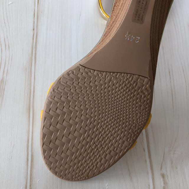 Tストラップウェッジサンダル レディースの靴/シューズ(サンダル)の商品写真