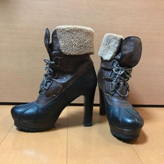 ジェフリーキャンベル(JEFFREY CAMPBELL)のローズバッド取り扱い ジェフリーキャンベル ショートブーツ(ブーツ)