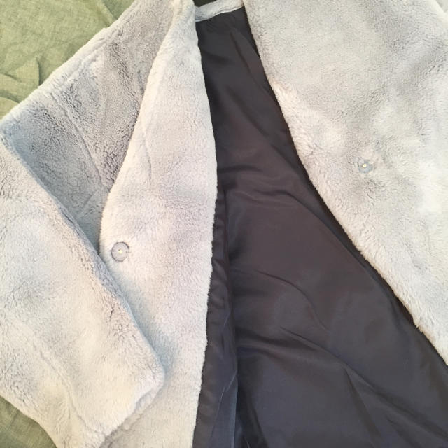 JEANASIS(ジーナシス)のジーナシス ノーカラーボアコート レディースのジャケット/アウター(毛皮/ファーコート)の商品写真