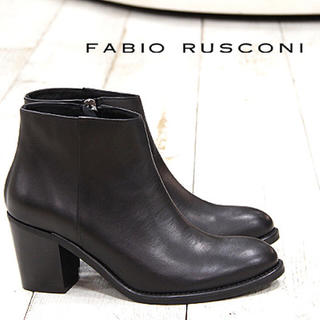 ファビオルスコーニ(FABIO RUSCONI)の美品ファビオルスコーニ ショートブーツ37(ブーツ)