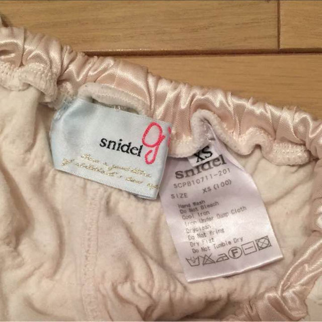 SNIDEL(スナイデル)のSnidel girl xs 100 レースフリルパンツ リボン ショートパンツ キッズ/ベビー/マタニティのキッズ服女の子用(90cm~)(パンツ/スパッツ)の商品写真