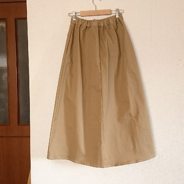 UNIQLO(ユニクロ)の美品 ユニクロ チノマキシ ロングスカート ベージュ レディースのスカート(ロングスカート)の商品写真