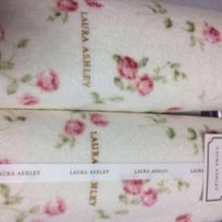 ローラアシュレイ(LAURA ASHLEY)のayaさま専用、LAURA ASHLEY フェイスタオル(タオル/バス用品)