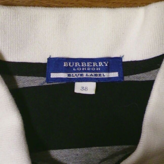 BURBERRY BLUE LABEL(バーバリーブルーレーベル)の値下げしました！BURBERRYポロシャツネクタイ付き レディースのトップス(ポロシャツ)の商品写真