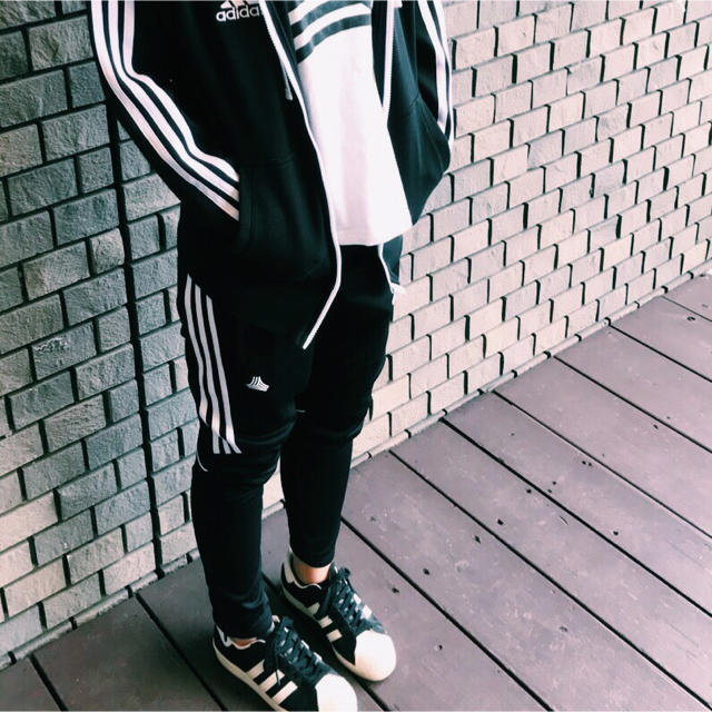 Adidas ブラック 新品 アディダス スリムジャージ テパード スキニーパンツの通販 By Shop7110 アディダスならラクマ Adidas ブラック 新品 アディダス スリムジャージ テパード スキニーパンツの通販 By Shop7110 アディダスならラクマ
