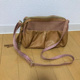 アネロ(anello)の< 美品 > ショルダーバッグ(ショルダーバッグ)