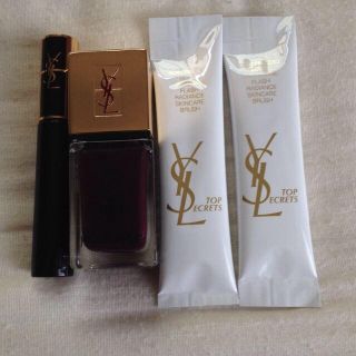 サンローラン(Saint Laurent)のYSL❤︎ネイル＋おまけ(^^)(その他)