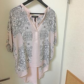 ビーシービージーマックスアズリア(BCBGMAXAZRIA)のBCBG ブラウス(シャツ/ブラウス(長袖/七分))